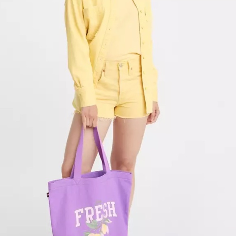 Levi’s 501 Denim Shorts Yellow Size 27